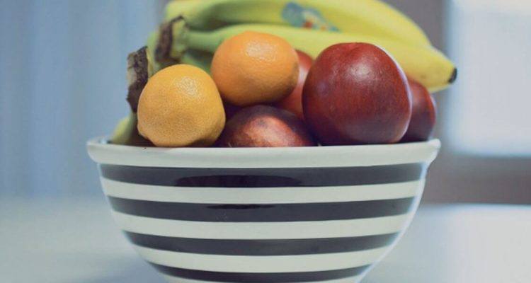 Owoce o niskim indeksie glikemicznym: Apetyt i kontrola wagi